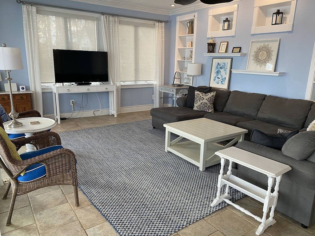 Das perfekte Lake Anna Waterfront Haus! Whirlpool, abgeschirmte Veranda, herrliche Aussicht! in Lake Anna