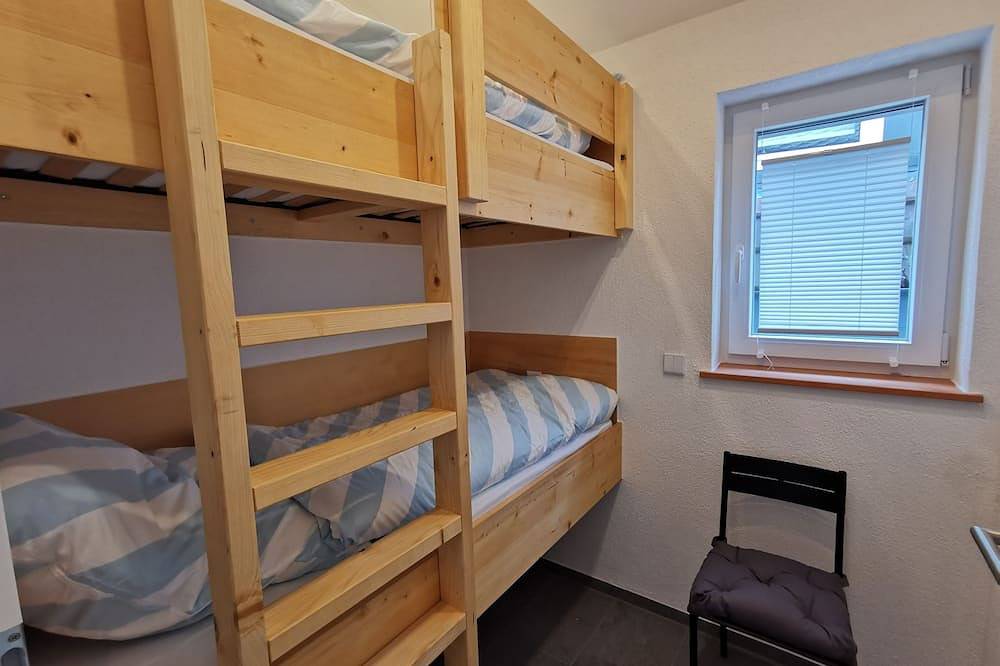 Apartamento inteiro, Vacation apartment/apartment for 5 guests with 45m² in Meckenbeuren (271562) in Ravensburger Spieleland, Meckenbeuren