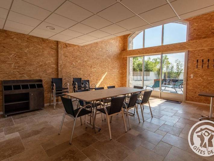 Location de vacances pour 14 personnes, avec terrasse à Torfou - 3