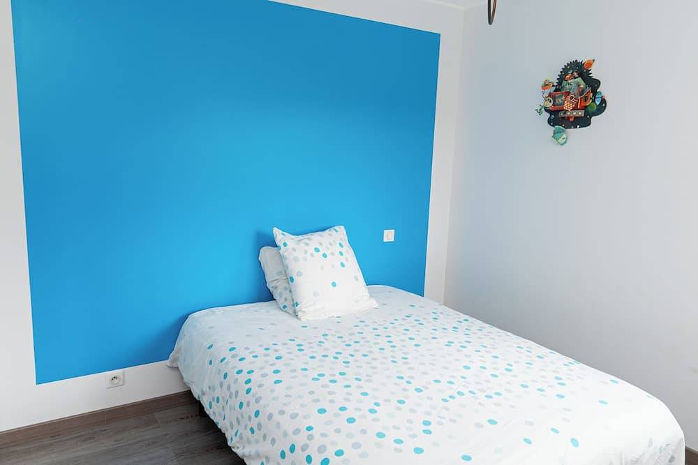 Villa with pool ideal for families in Millau, Parc naturel régional des Grands Causses