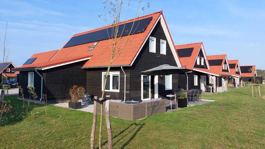 Ferienhaus für 8 Personen, mit Garten