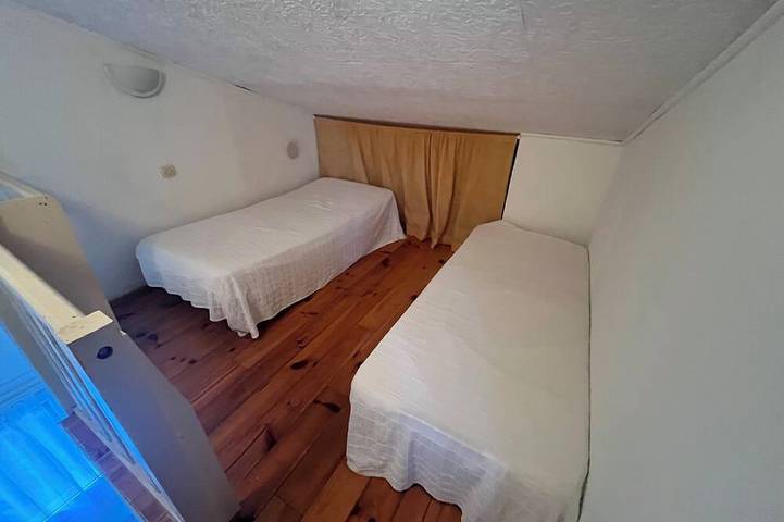 Location de vacances pour 4 personnes, avec terrasse ainsi que piscine et jardin dans Port de Taverna - 3