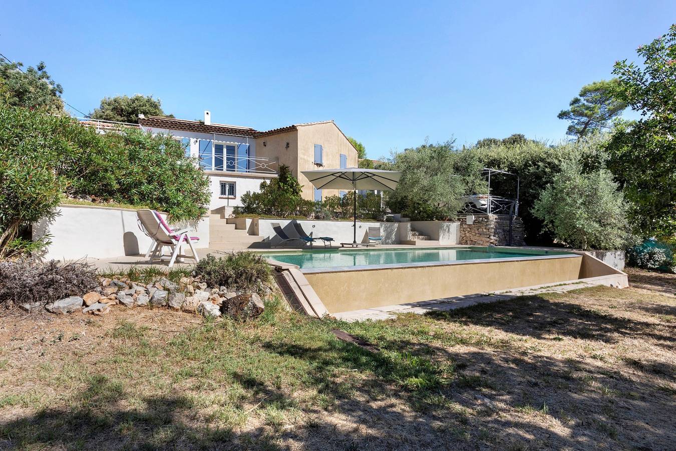 Maison de vacances 'Les Loriots' avec piscine privée, Wi-Fi et climatisation in Flassans-sur-Issole, Région de Brignoles