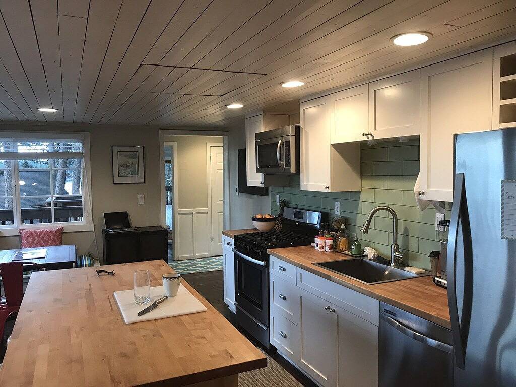 Entspanntes Versteck direkt neben dem Doe Bay Resort auf Washingtons Orcas Island in Doe Bay, Orcas Island