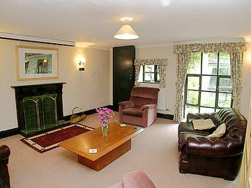 Holiday Rental for 6 People in Monmouthshire, South-Wales, Photo 2