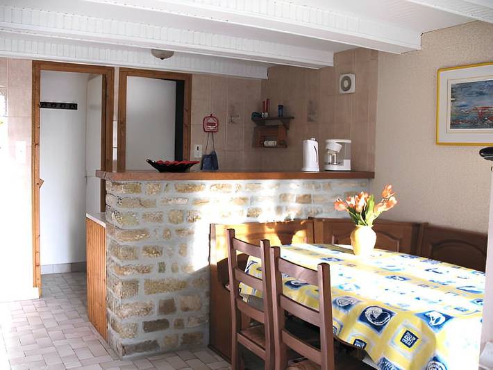 Gîte pour 5 personnes, avec balcon dans Port de Saint-Vaast la Hougue - 4