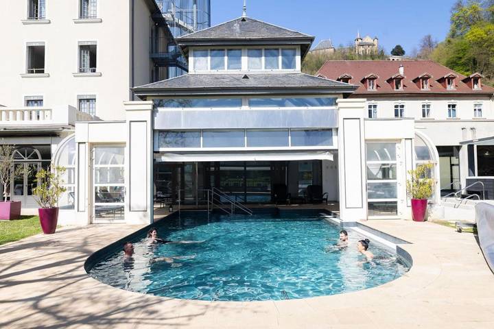 Hôtel pour 2 personnes, avec sauna ainsi que piscine et jardin dans Uriage Les Bains - 3