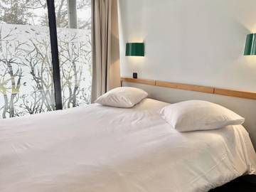 Hôtel pour 2 personnes, avec jardin ainsi que terrasse et vue, animaux acceptés à Locarn