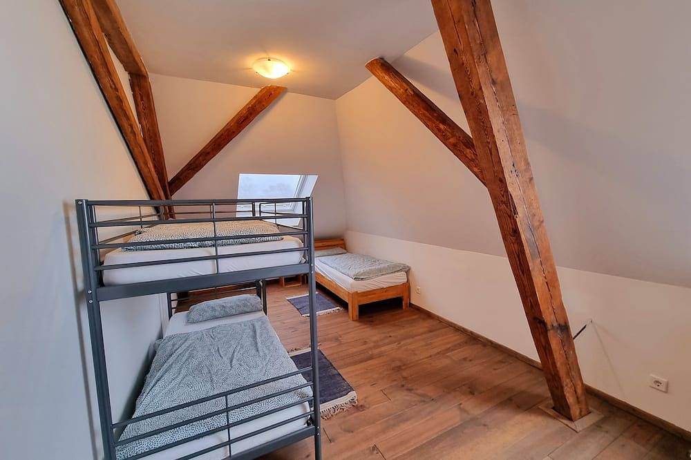 Ganze Wohnung, Ferienwohnung Jesus - Großzügiges Loft mit Blick auf Burg und Kirchturm in Kevelaer, Niederrhein