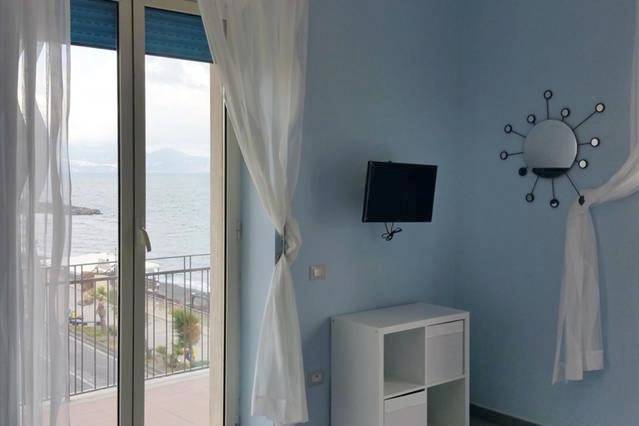 Location de vacances pour 6 personnes, avec balcon et vue à Torre del Greco - 2