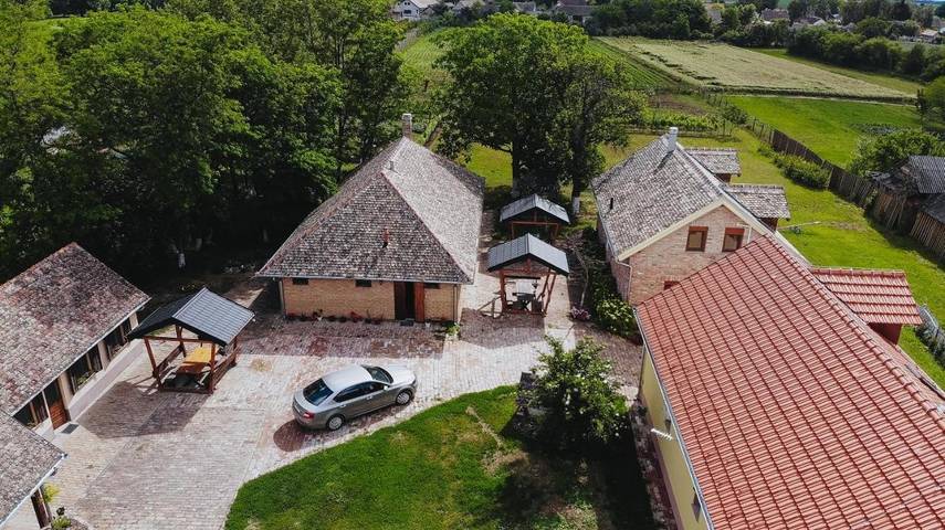 Chambre d’hôte pour 3 personnes, avec jardin et vue, animaux acceptés dans Slavonie - 3