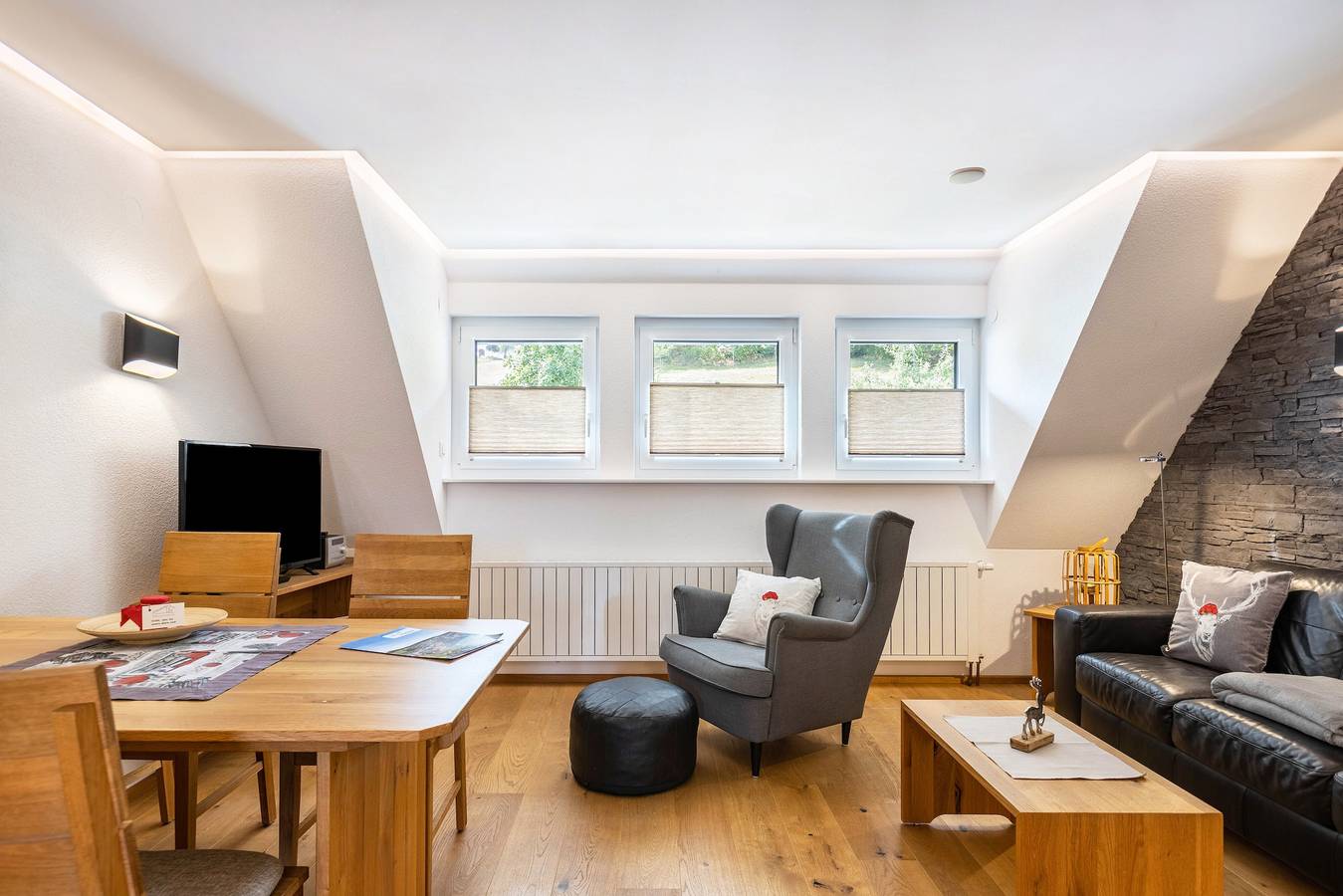Ganze Wohnung, Ferienwohnung 'Vogtshof' mit Gemeinschaftsgarten, Balkon und Wlan in Unterkirnach, Mittlerer Schwarzwald