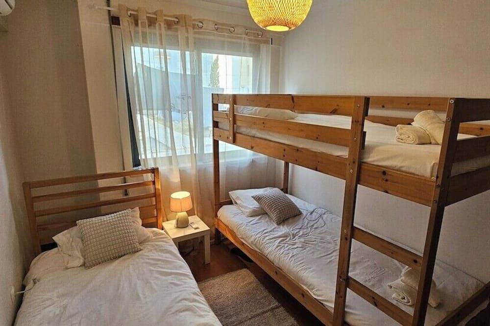 Apartamento entero, Modern 3 Bed Flat - Beaches, Expo & City Fun - Your Gateway to Lisbon in Montijo, Halbinsel von Setúbal