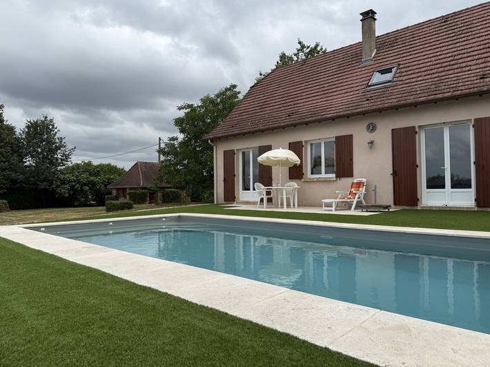 Villa with pool for 6 people, with garden in Dordogne