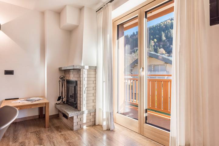 Ganze Wohnung, Condominio Lucia 7 Pinzolo – Helles, renoviertes Apartment mit Terrasse & Top-Lage in Pinzolo, Comune di Pinzolo