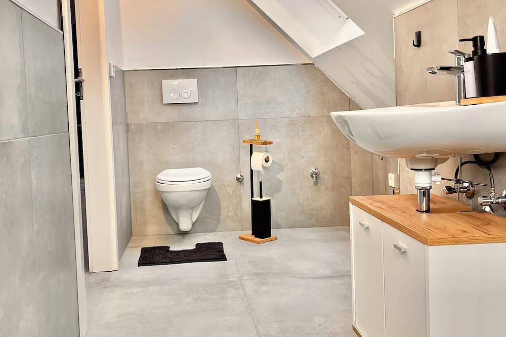 Ganze Wohnung, Holzperle - stilvolles Loft in Saarbrücken in Saarbrücken, Saargau