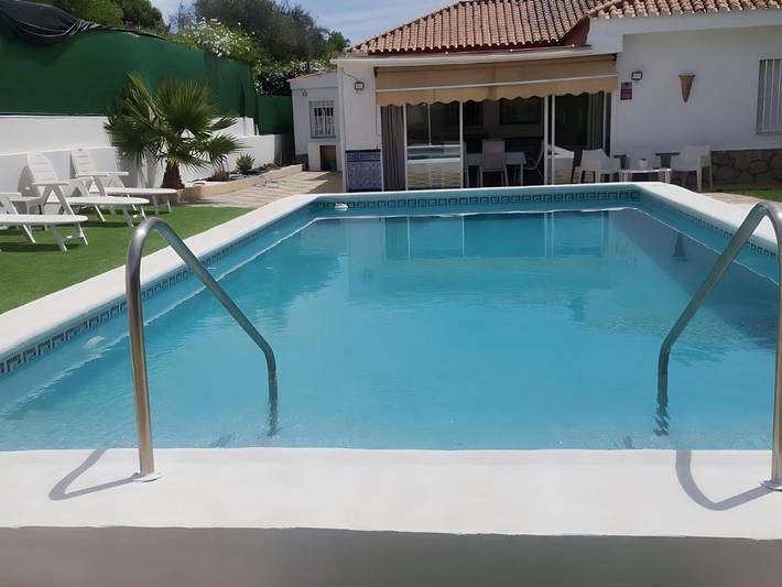 Casa rural para 8 personas, con Terraza además de Jardín y Piscina en Valencina de la Concepción