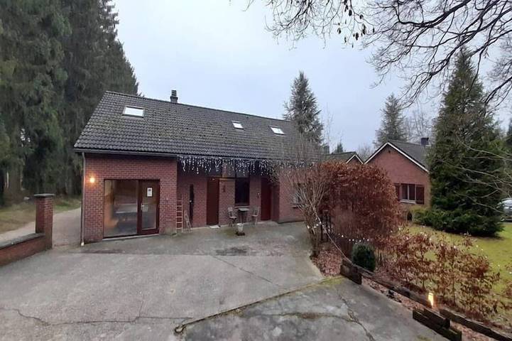 Ferienhaus für 10 Personen, mit Garten und Terrasse