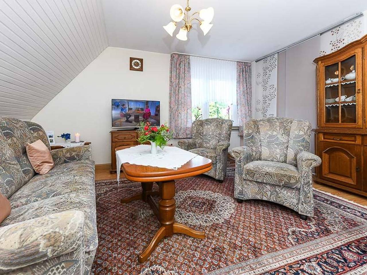 Ganze Ferienwohnung, Ferienwohnung im Haus Weinstock in Esens in Esens, Landkreis Wittmund