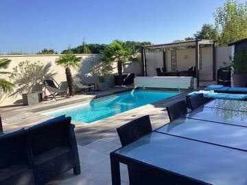 Chambre d’hôte pour 2 personnes, avec terrasse et piscine à Vineuil