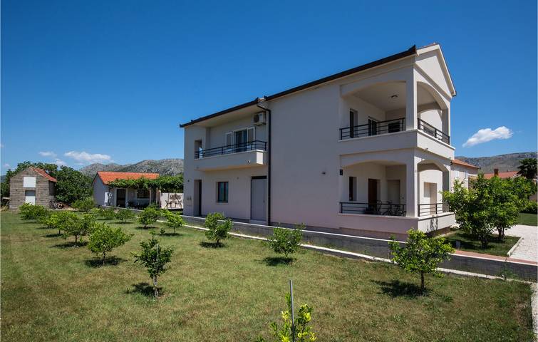 Ganze Ferienwohnung, Gemütliche 1-Zimmer-Wohnung in der Nähe von Opuzen mit WLAN und Terrasse in Dubrovnik-Neretva