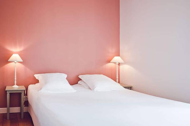 Location de vacances pour 6 personnes, avec piscine et jardin à Divajeu - 2