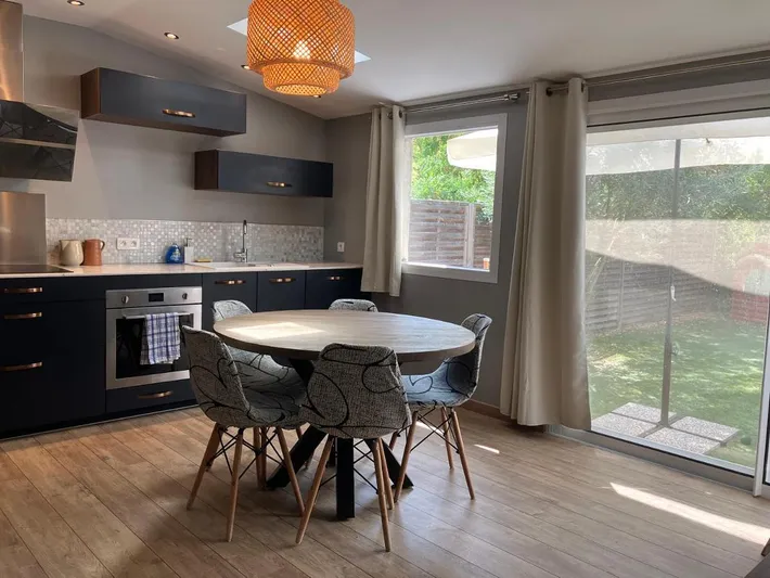 Apartamento de vacaciones para 5 personas, con vistas y jardín - 1