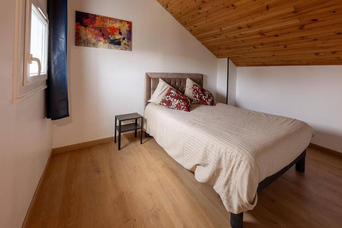 Nice house close to Disney 12 people in Champs-sur-Marne, Seine-et-Marne