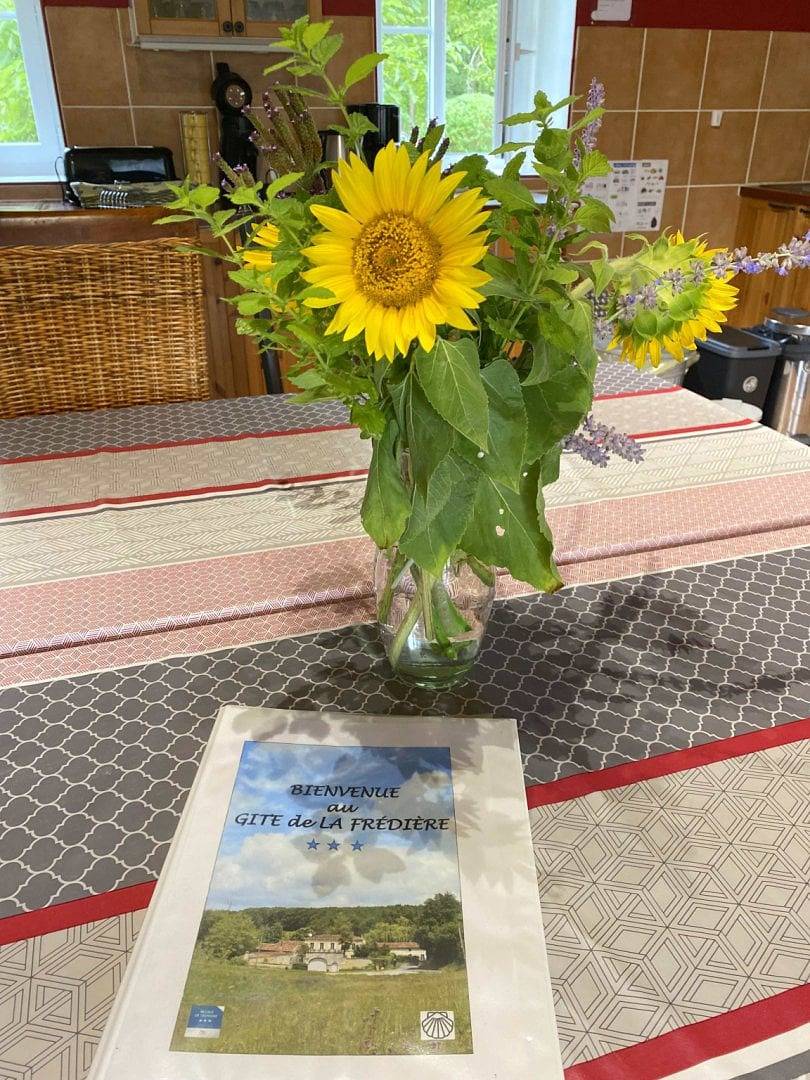 Bienvenue au Gîte de la Frédière in Saint-Hilaire-de-Villefranche, Région de Saint-Jean-d'Angély