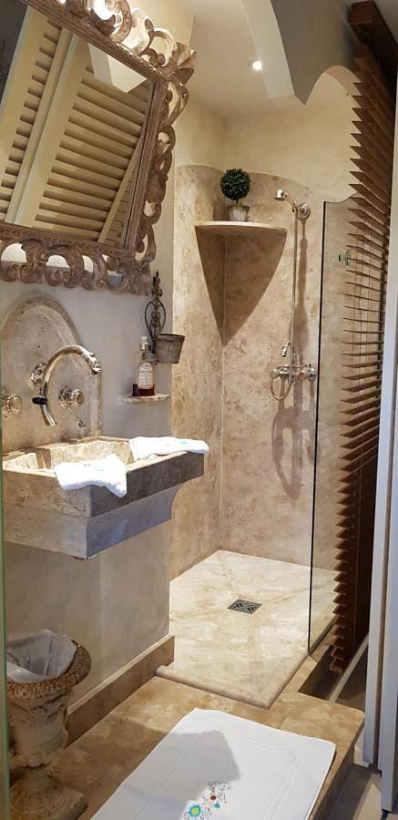 Location de vacances pour 2 personnes, avec jardin ainsi que vue et terrasse à Saint-Gervais-la-Forêt - 4