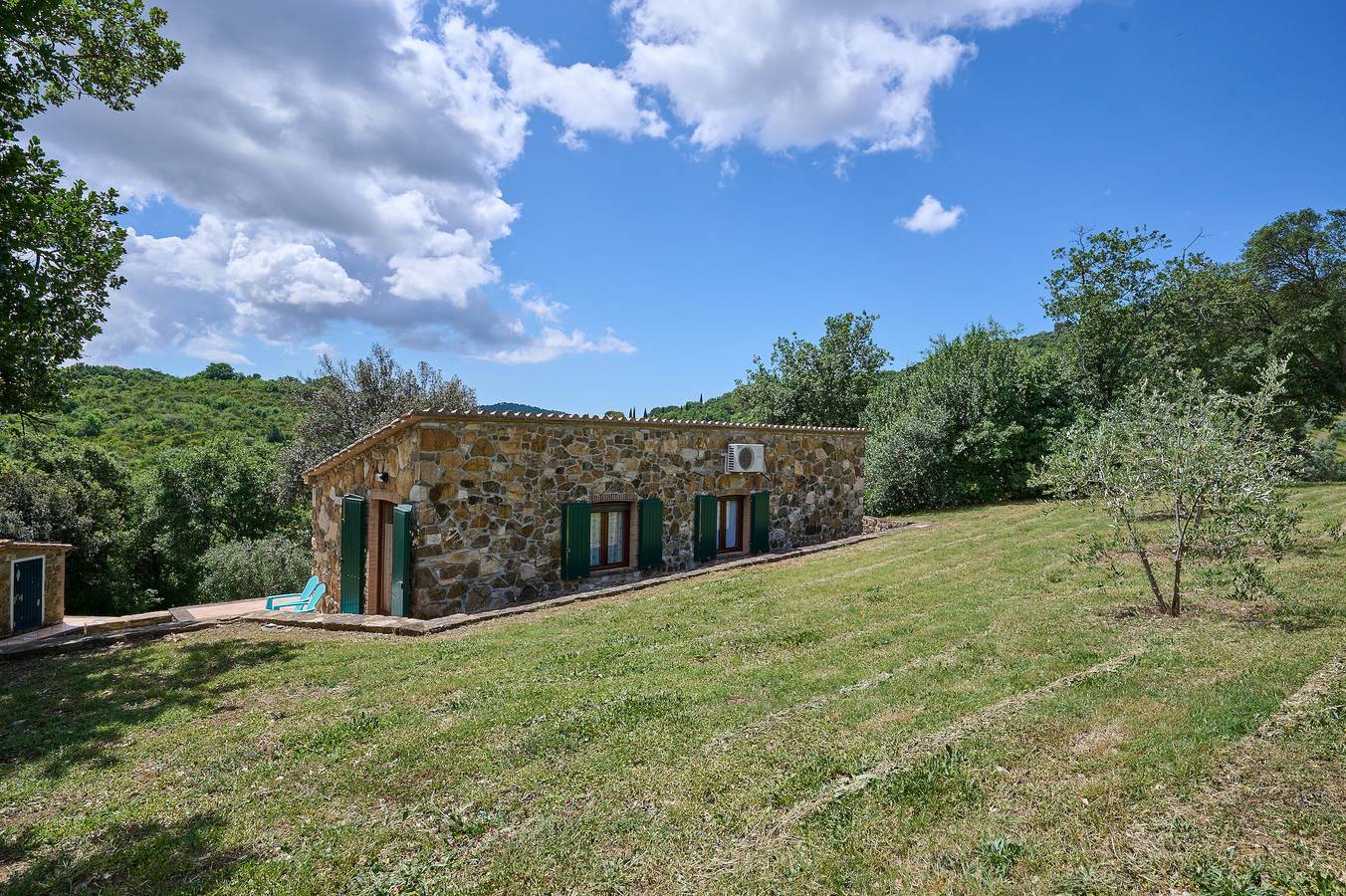 Holiday Home 'La Carraia' with Private Terrace, Wi-Fi and Air Conditioning in Suvereto, Etruscan Coast