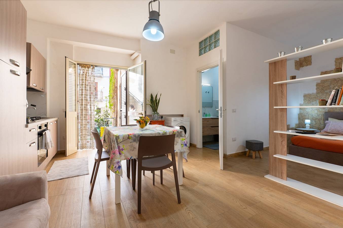 Appartamento intero, Appartamento 'U Curtigliu -' con terrazza condivisa, Wi-Fi e aria condizionata in Realmonte, Provincia di Agrigento