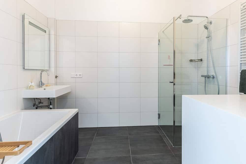 Entire apartment, The old store: a completely renovated apartment in the center of Leiden in Leiden, North Sea Netherlands