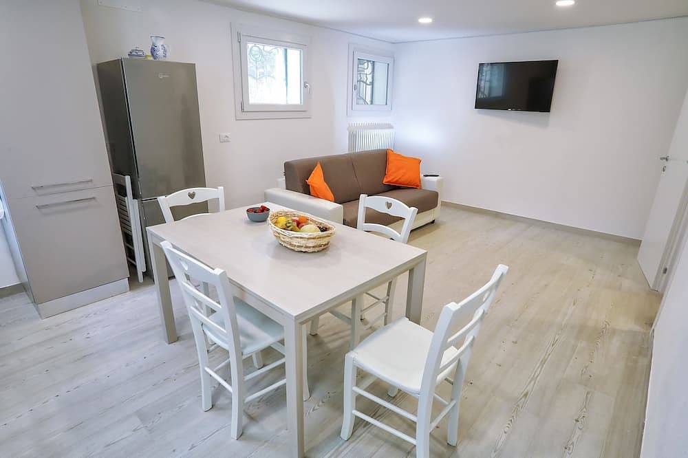 Geheel appartement, Casalella - Een oude familieatelier die zojuist volledig is gerestaureerd in Lido di Venezia, Venetië