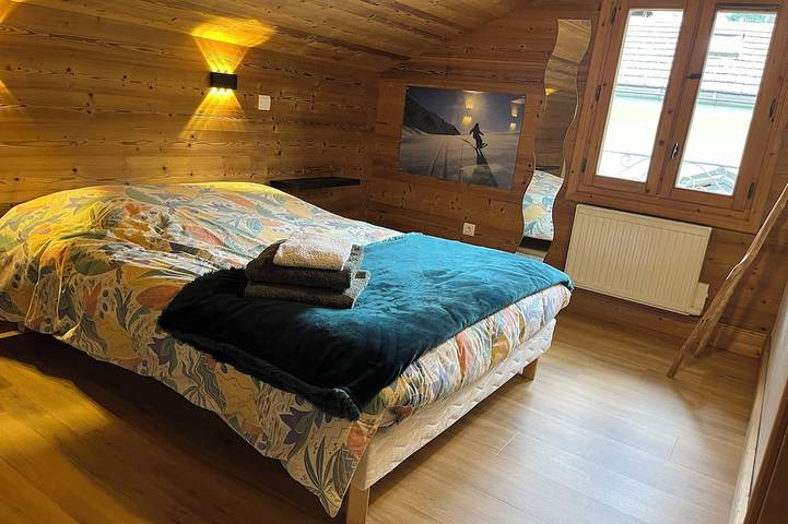 Gîte pour 5 personnes, avec terrasse à Bozel - 2