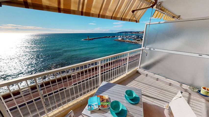 Studio für 2 Personen, mit Balkon und Balkon/Terrasse sowie Meerblick in Menton - 2