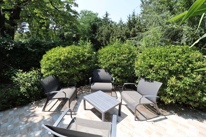 Gîte pour 4 personnes, avec jardin ainsi que jacuzzi et piscine à Saint-Just - 3