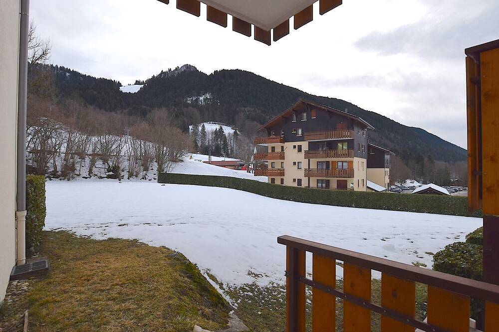 Apartamento entero, Apartamento acogedor cerca de pistas y senderos, admite mascotas in Bernex, Thonon-les-Bains region