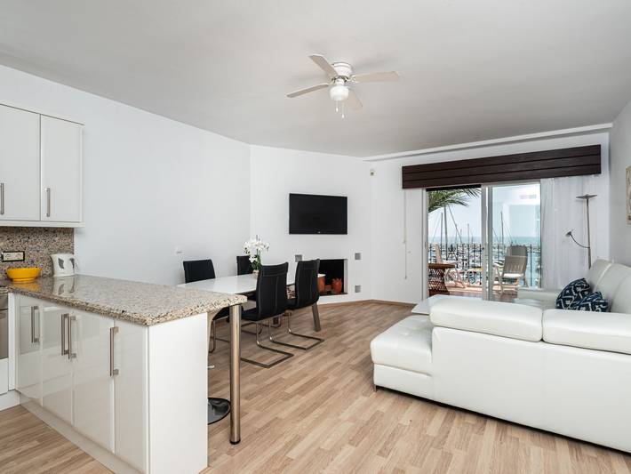 Ferienwohnung für 4 Personen, mit Balkon und Terrasse sowie Ausblick in Marbella - 2