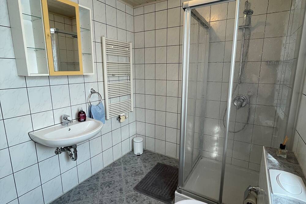 Ganze Wohnung, Ferienwohnung 62qm mit Terrasse und Wlan in Pressath, Naturpark Nördlicher Oberpfälzer Wald