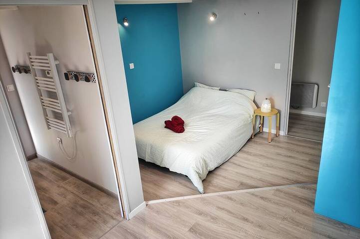 Location de vacances pour 8 personnes, avec jardin et terrasse, animaux acceptés à Saint-Thual - 3