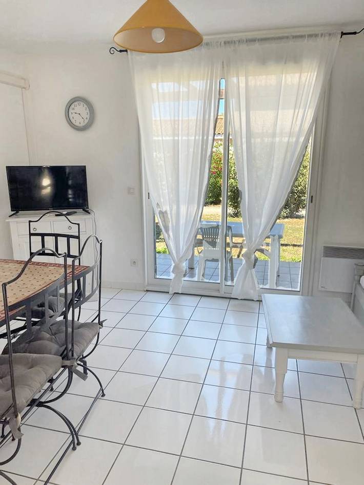 Ferienhaus für 6 Personen, mit Seeblick und Pool sowie Terrasse in Vaucluse - 2