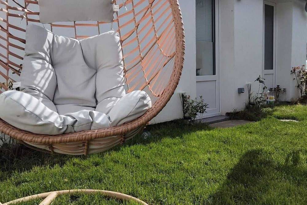 Independent chalet with Netflix, Amazon Prime and English channels. in Creuzier-le-Vieux, Vichy region