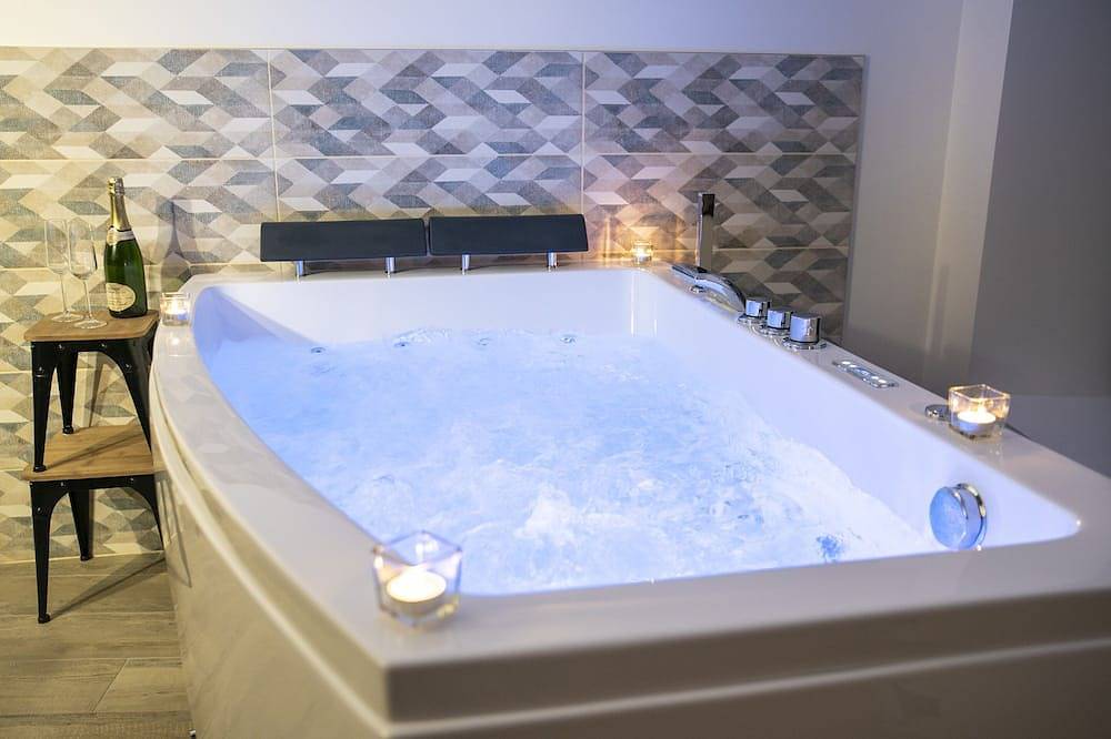 Apartamento entero, Apartamento-Baño Privado- Spa Grand Cru in Chablis (Yonne), Auxerre region