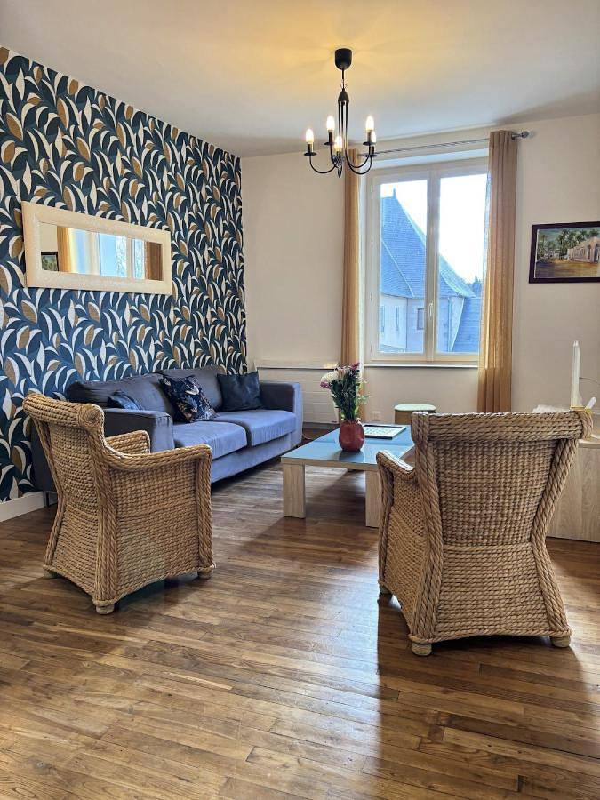 Location de vacances pour 10 personnes, avec jardin à Vivonne - 3