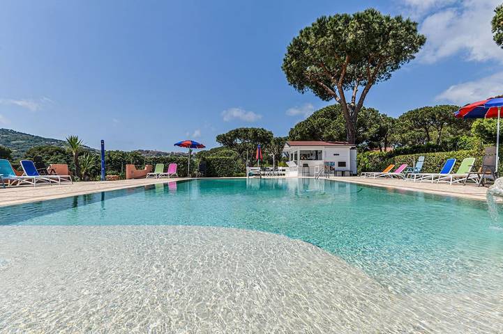 Ferienhaus für 6 Personen, mit Garten und Pool auf Elba