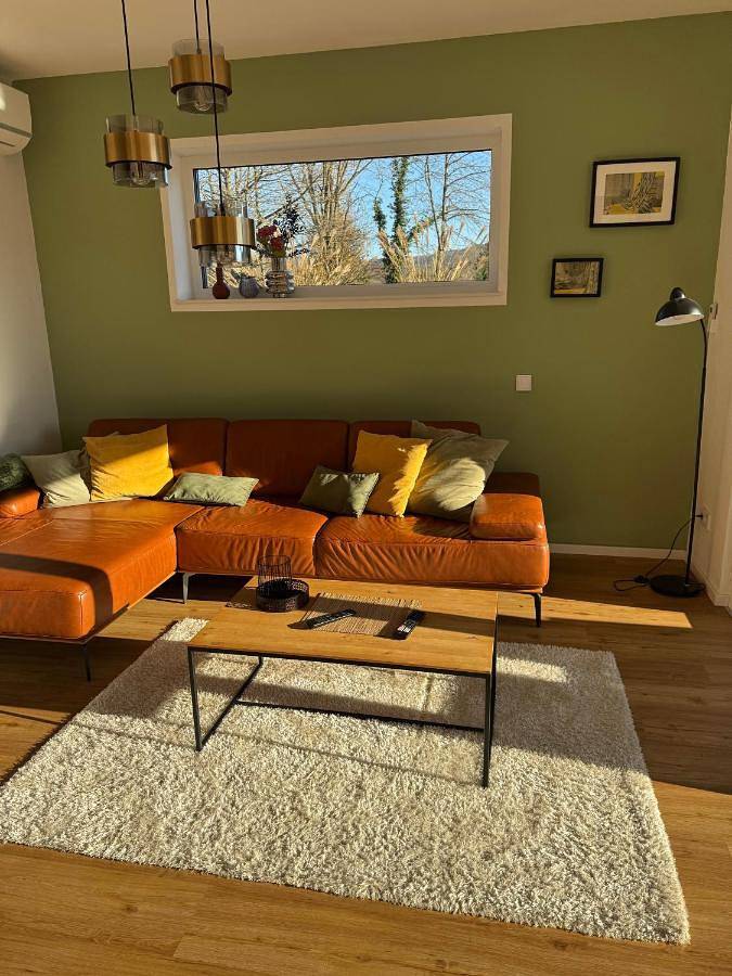 Ferienhaus für 4 Personen, mit Garten und Ausblick in Hauenstein