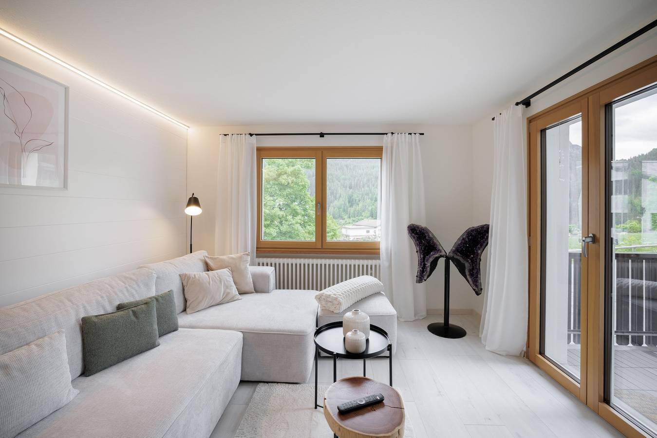 Ganze Ferienwohnung, Ferienwohnung Haus Bergjuwel Aura - 4.5 Zimmerwohnung in Scuol, Unterengadin