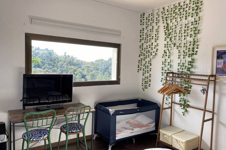 House with swimming pool next to Barcelona, pets are welcome! in Sant Cugat del Vallès, Barcelona Binnenland