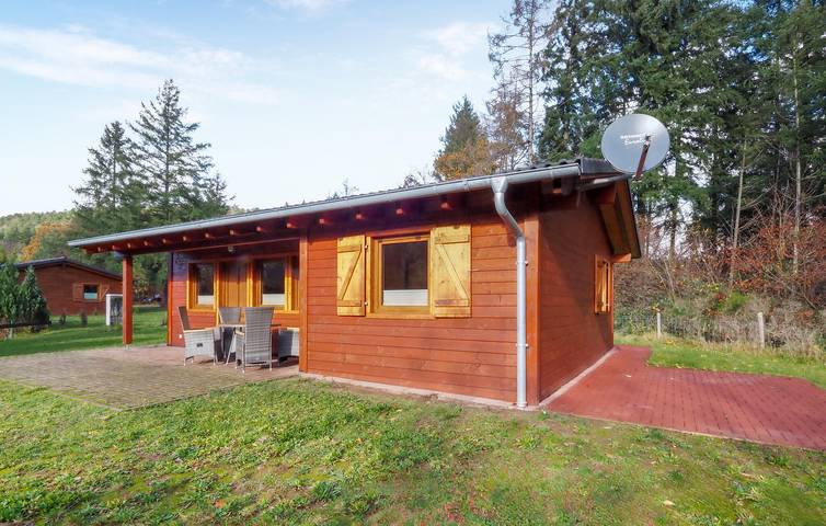 Ferienhaus für 4 Personen, mit Terrasse und Garten sowie Sauna in der Pfalz